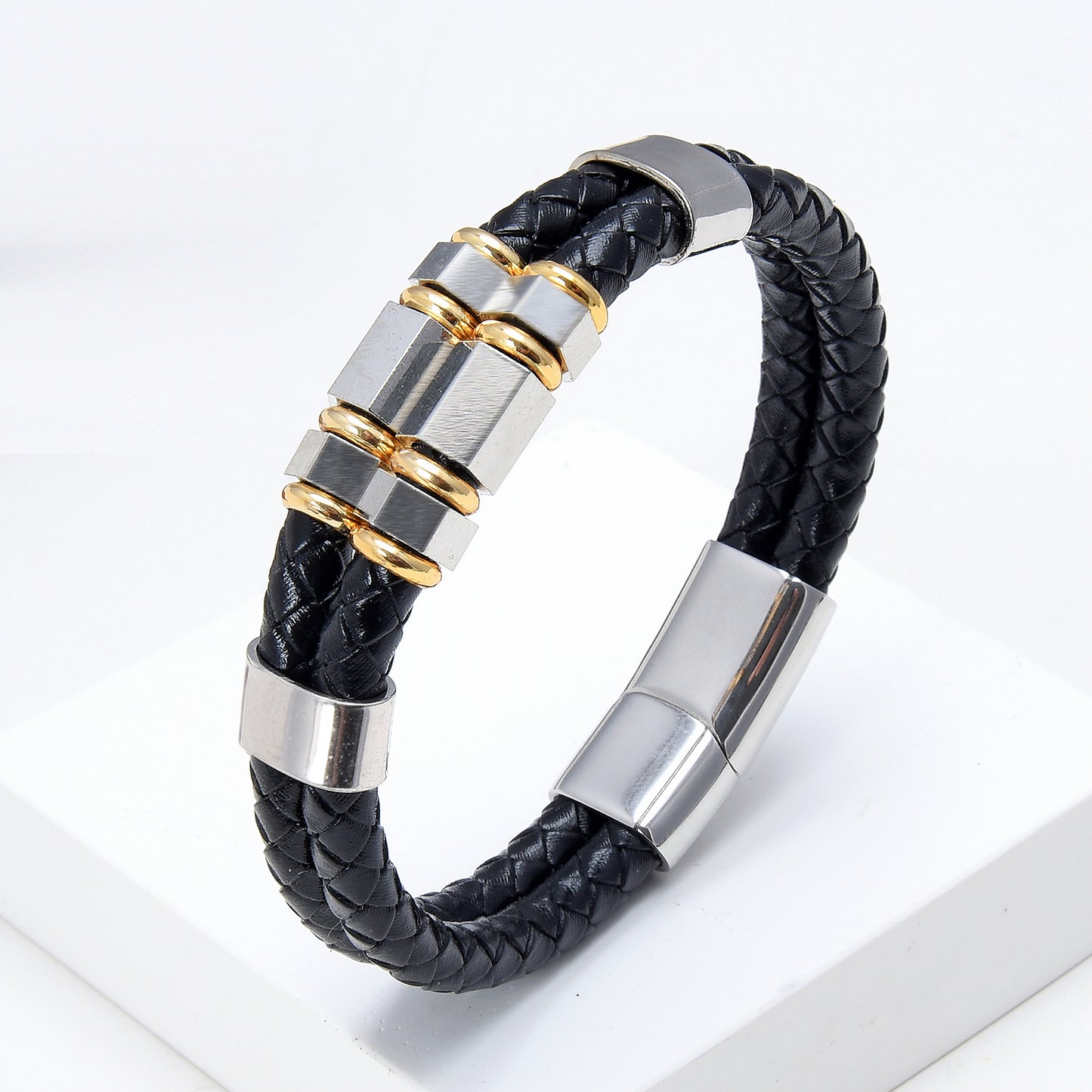 Bracelet Men and Women Leather Stainless Steel Magnet Buckle