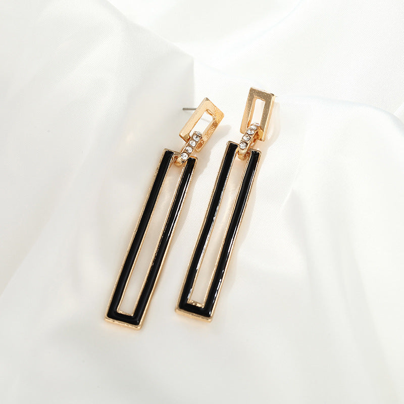 Retro Simple Popular Personality Earrings