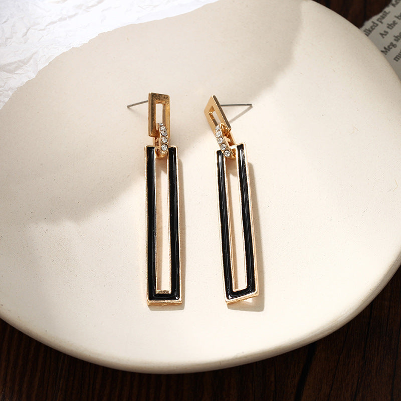 Retro Simple Popular Personality Earrings