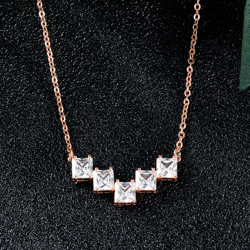 Geometric Necklace Pendant Diamond Niche Design Net Celebrity Trend Light Luxury Clavicle Chain