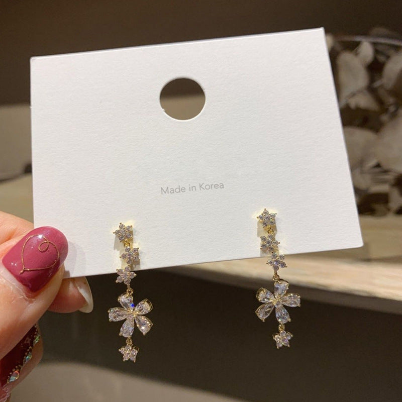 Korea Super Fairy Sweet 925 Silver Needle Rhinestone Flower Earrings Temperament Simple Long Earrings Lady Ear Jewelry Female