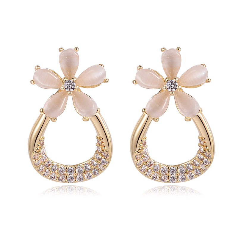 European And American Design Fashion Flower Earrings Simple