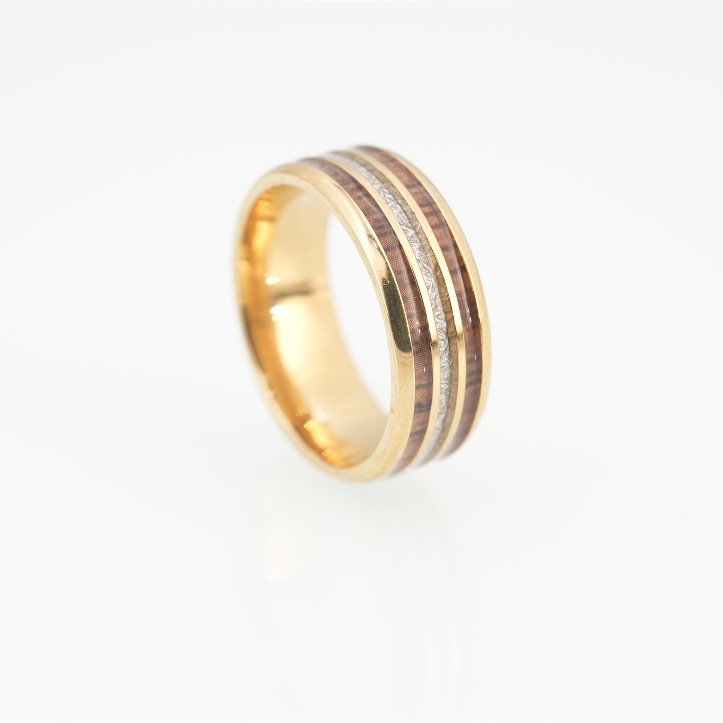 Delicate Tungsten Steel Inlaid Ice Silk Ring