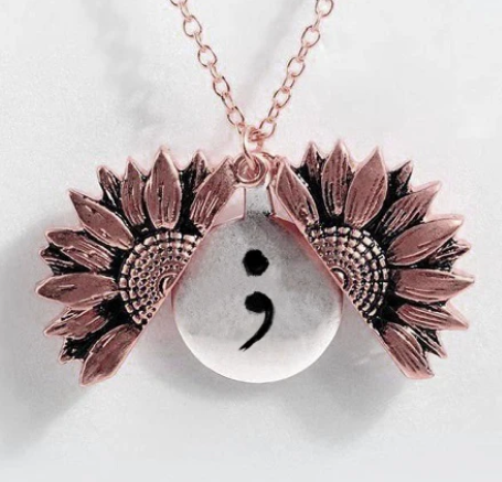 Sunflower Double-Layer Lettering Necklace