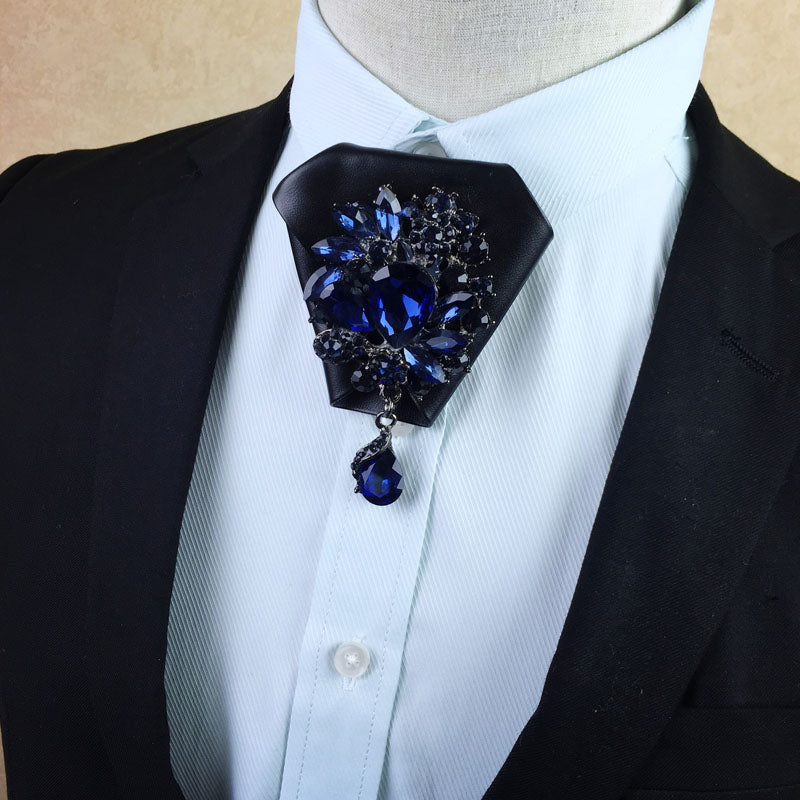 Men's Bow Tie With Metal Diamond Tassel