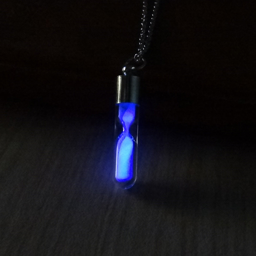 Fashion Time Hourglass Crystal Drift Bottle Pendant Noctilucent Necklace