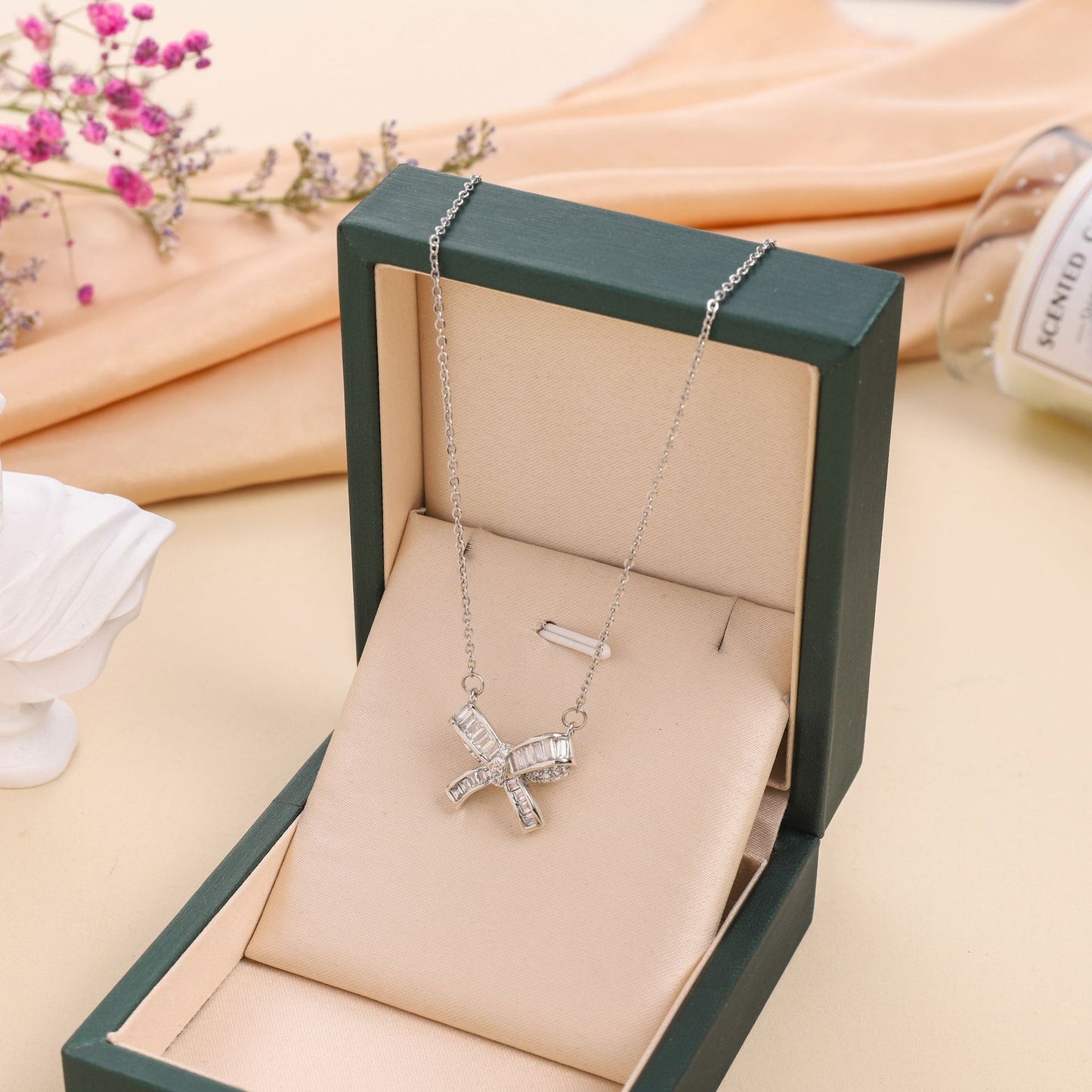 Bow Titanium Steel Necklace Female Light Luxury Minority Design Sense