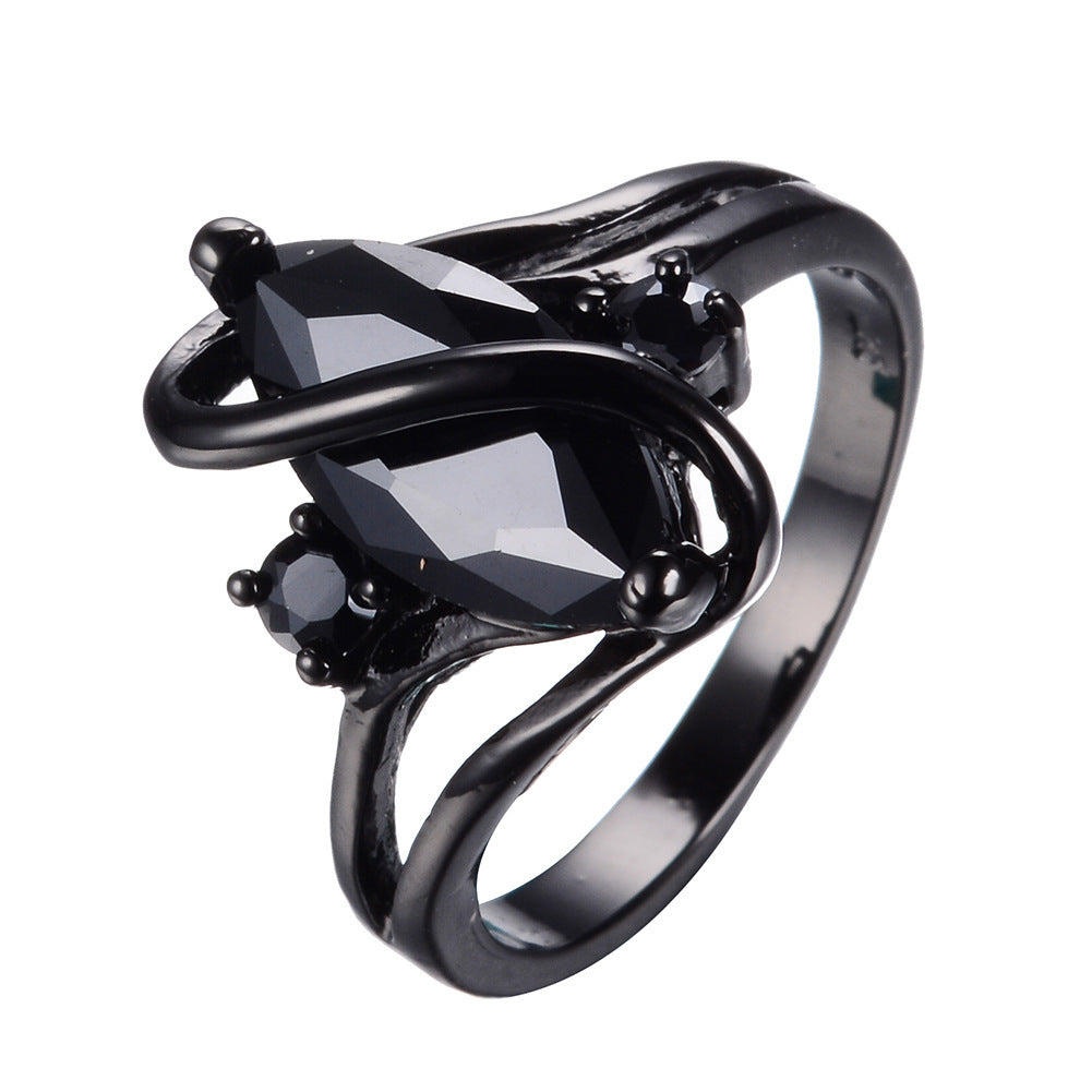 Black Gold S Shaped Zircon High End Diamond Ring For Men