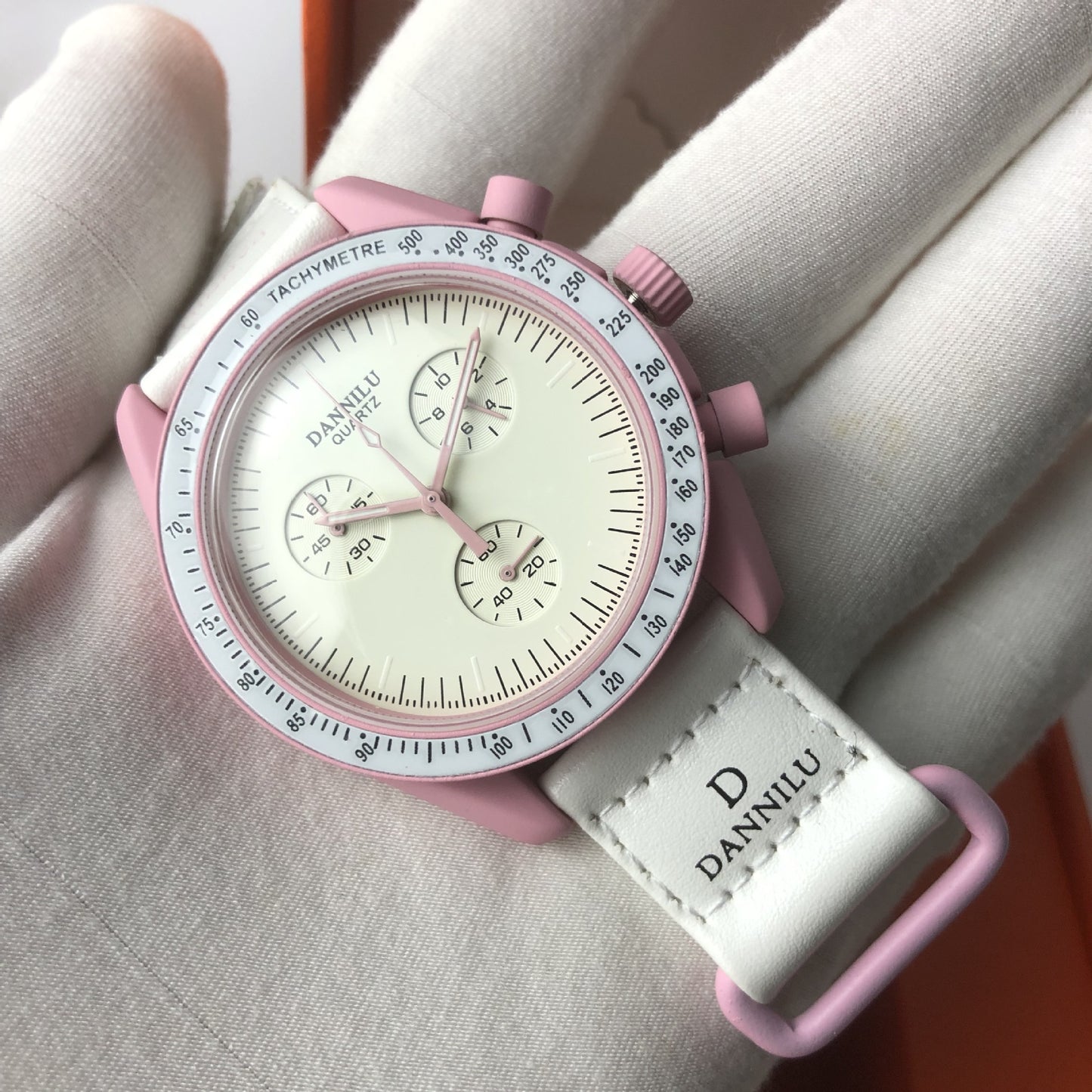 Multi-Function Quartz Watch With Belt