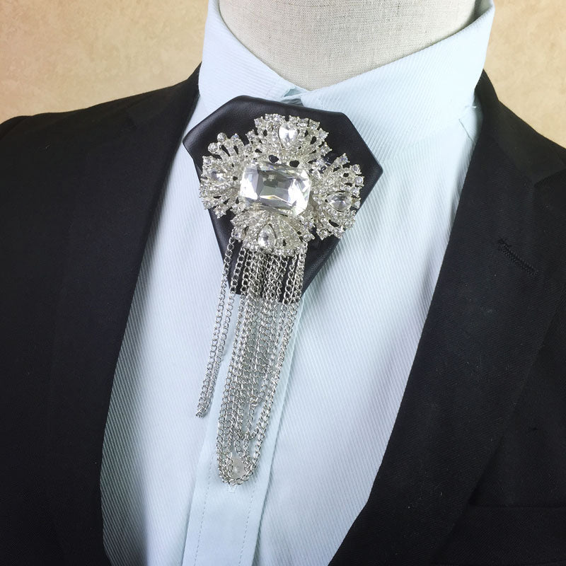 Men's Bow Tie With Metal Diamond Tassel