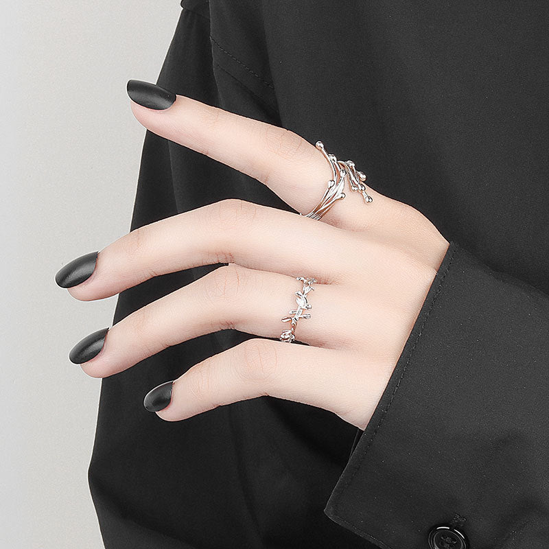 Simple And Versatile Heterogeneous Irregular Branches Net Celebrity Ring