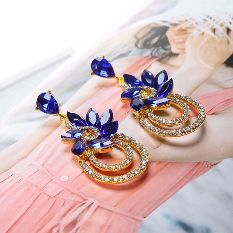 Hot European And American Fashion Flower Earrings