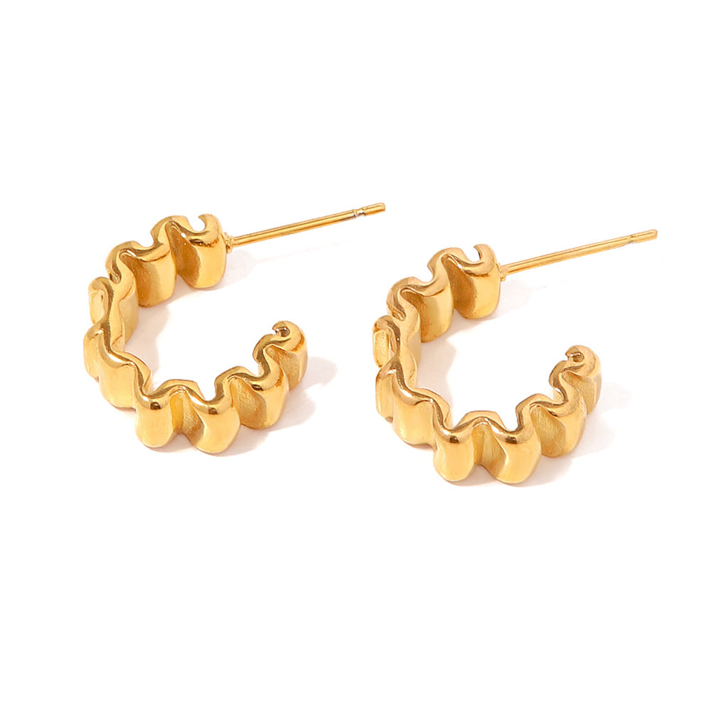 European And American Ins Online Celebrity Popular 18K Gold-Plated Pleated C-Shaped Earrings