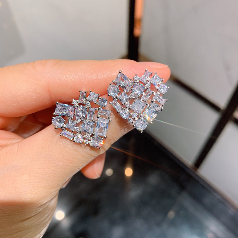 Popular Internet Celebrity Xiaoqing'S Hot High-Carbon Simulation Diamond Ring