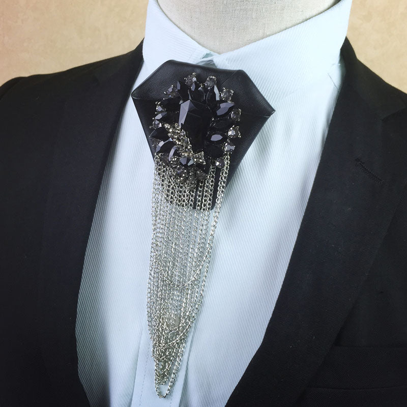 Men's Bow Tie With Metal Diamond Tassel