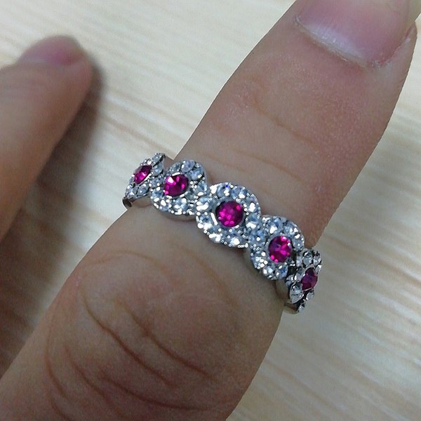 Hot Micro-Set Ruby Engagement Ring Europe And The New Grandmother Green Zircon Strip