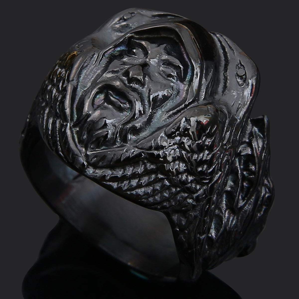 Quake Wolf Head Ring Men's Vintage Rune Titanium Steel Ring