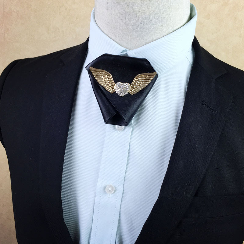 Men's Bow Tie With Metal Diamond Tassel