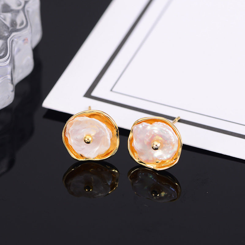 Fashion Trend Earrings Simple Personality Metal Texture Earrings Oval Pearl Earrings