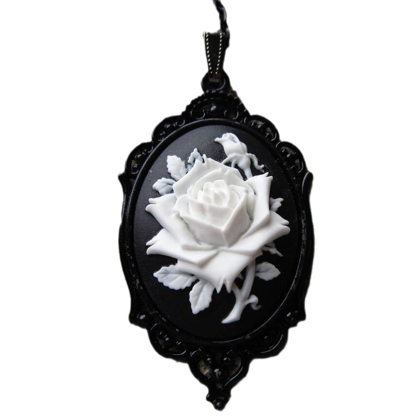 Victoria Black Rose With White Or White Rose With Black Necklace