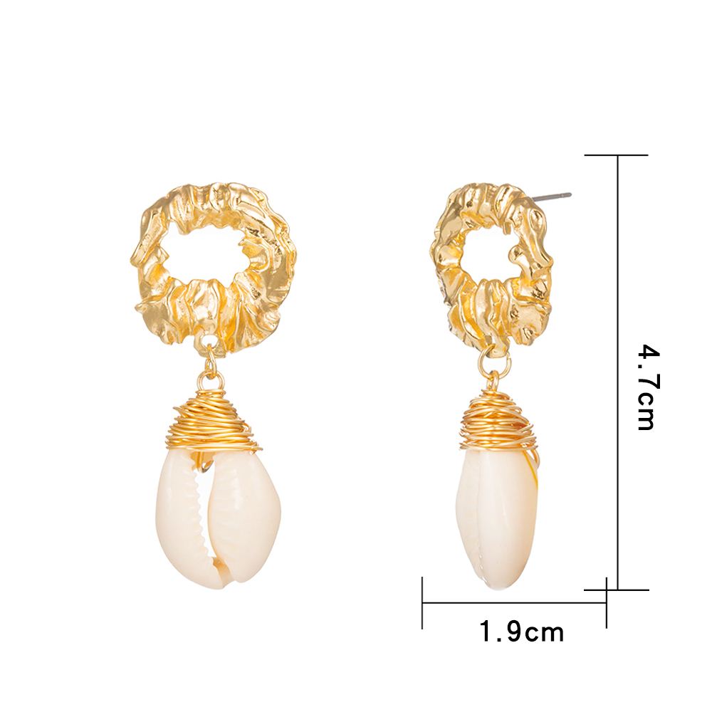 European And American Cross-Border Retro Simple Cold Wind Golden Earrings Female Temperament Wild Earrings Metal Earrings Tide