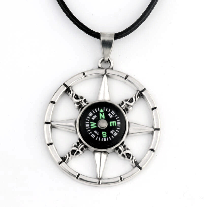 European And American Street Hipster Hiphop Necklace Male And Female Students Personality Compass Hip Hop Pendant Internet Celebrity Titanium Ornament