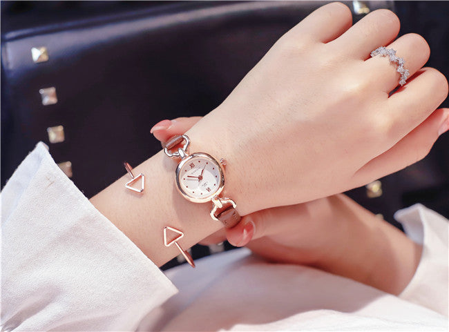 Fashion Retro Temperament Creativity Watch