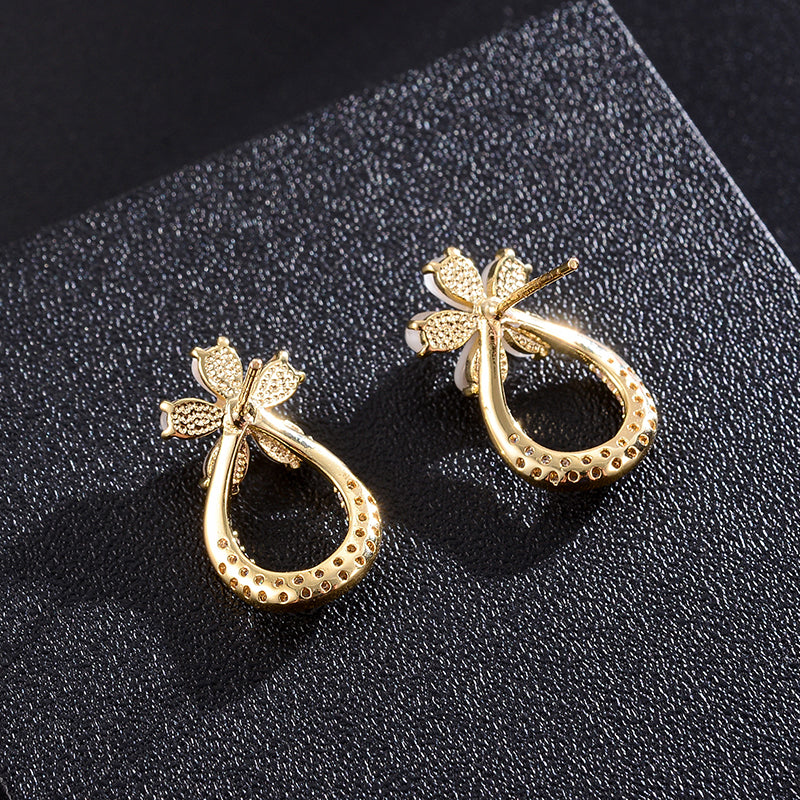 European And American Design Fashion Flower Earrings Simple