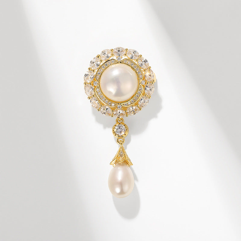 High-End Palace Style Zircon Brooch Round Water Drop Shell Pearls Temperament Clothing Accessories Pin